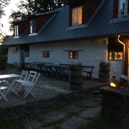 Rosenborgs Friluftspensionat Färjestaden Exterior foto
